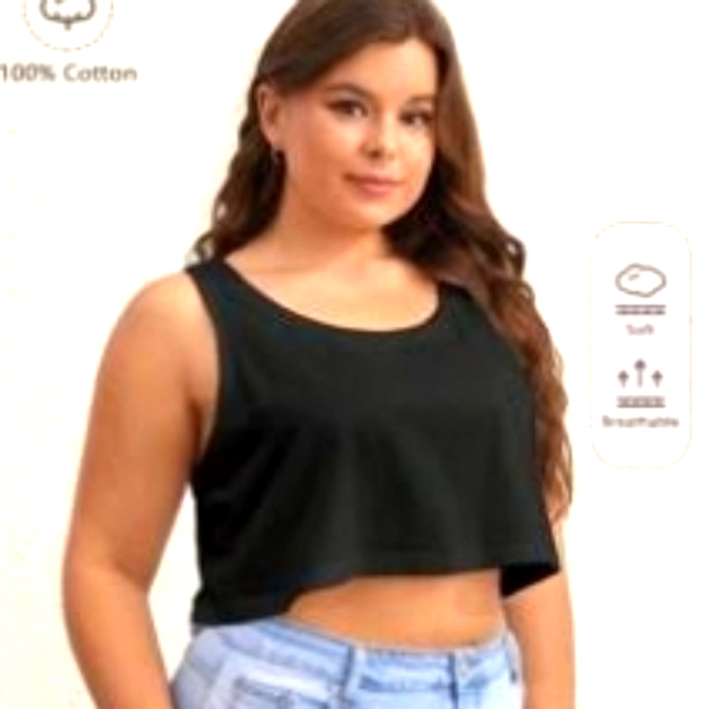 NWT Womens Crop Tank. Size XXL.